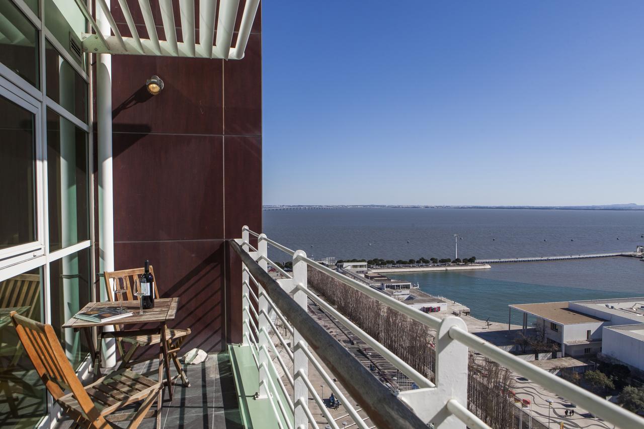 Rent4Rest Lisbon Parque Das Nacoes 17Th Floor River View Exterior photo