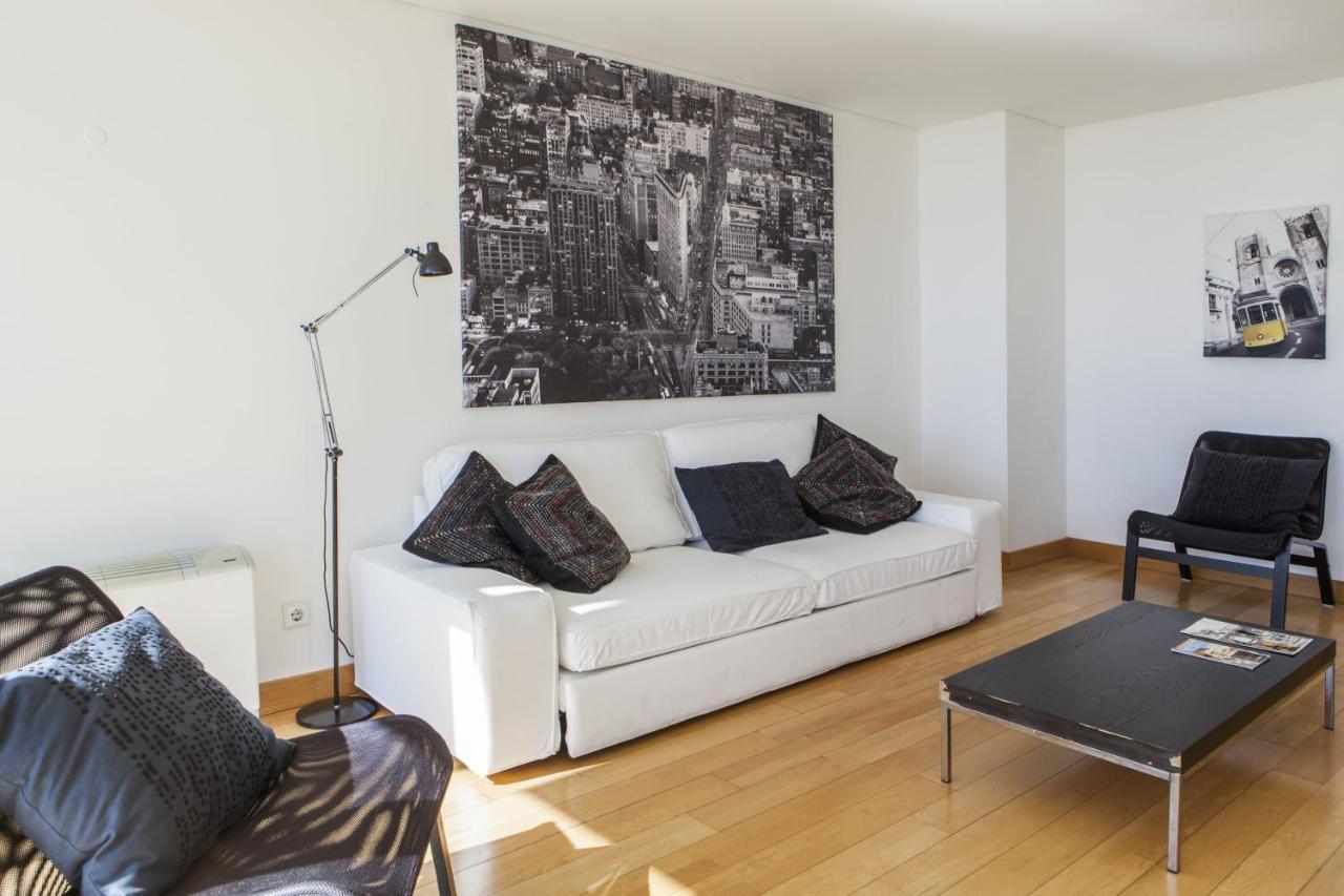 Rent4Rest Lisbon Parque Das Nacoes 17Th Floor River View Exterior photo