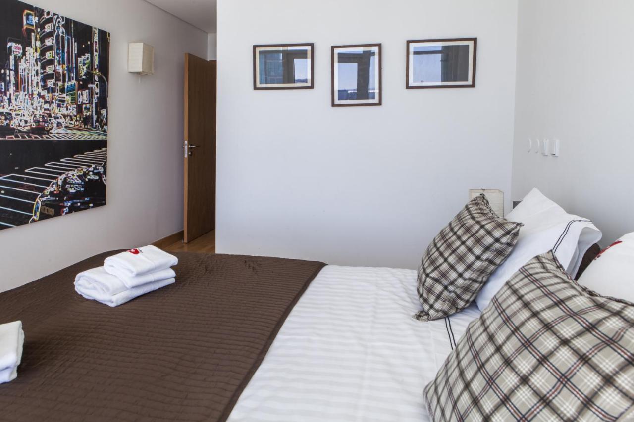 Rent4Rest Lisbon Parque Das Nacoes 17Th Floor River View Exterior photo